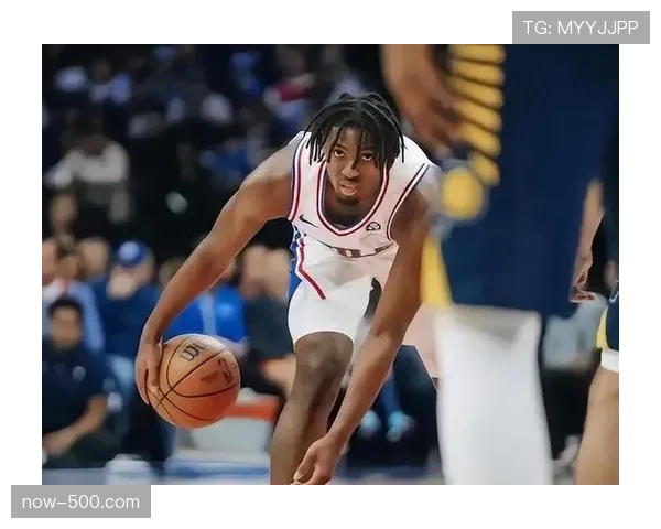 马克西抢断与得分俱佳 76人后场核心持续进化